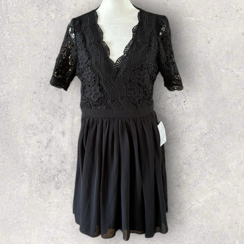 Lulu’s NWT Angel In Disguise Dress - Picture 2 of 11